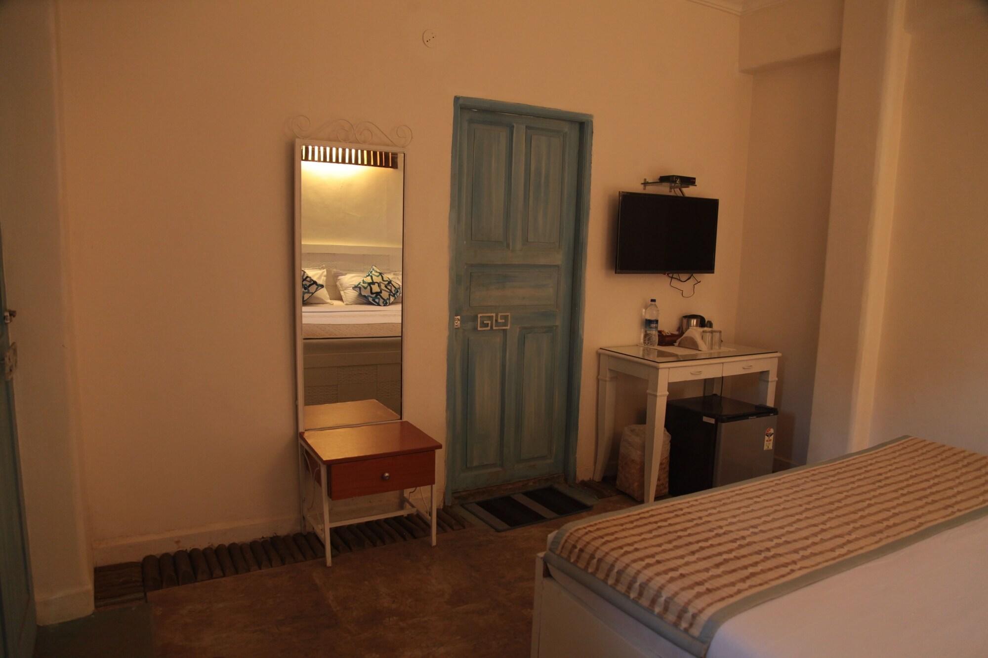 Eros Boutique Hotel Baga Luaran gambar